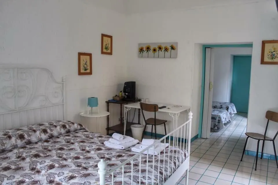 Bed and Breakfast Le Chiazzette Acireale 0*,  Italia